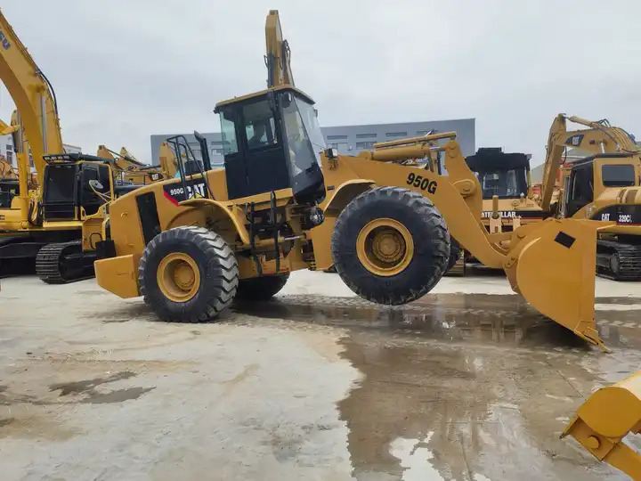 CAT 980G - اللودر بعجل: صورة 3 CAT 980G - اللودر بعجل: صورة 3