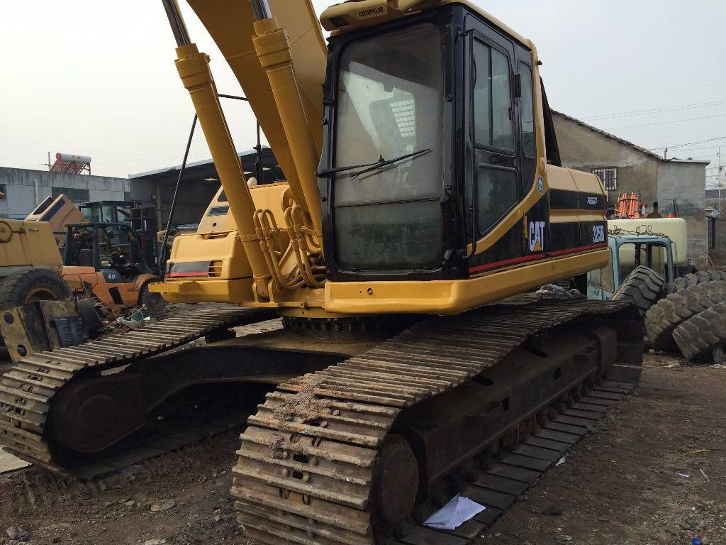 CATERPILLAR 325 B - حفار زحاف: صورة 4 CATERPILLAR 325 B - حفار زحاف: صورة 4