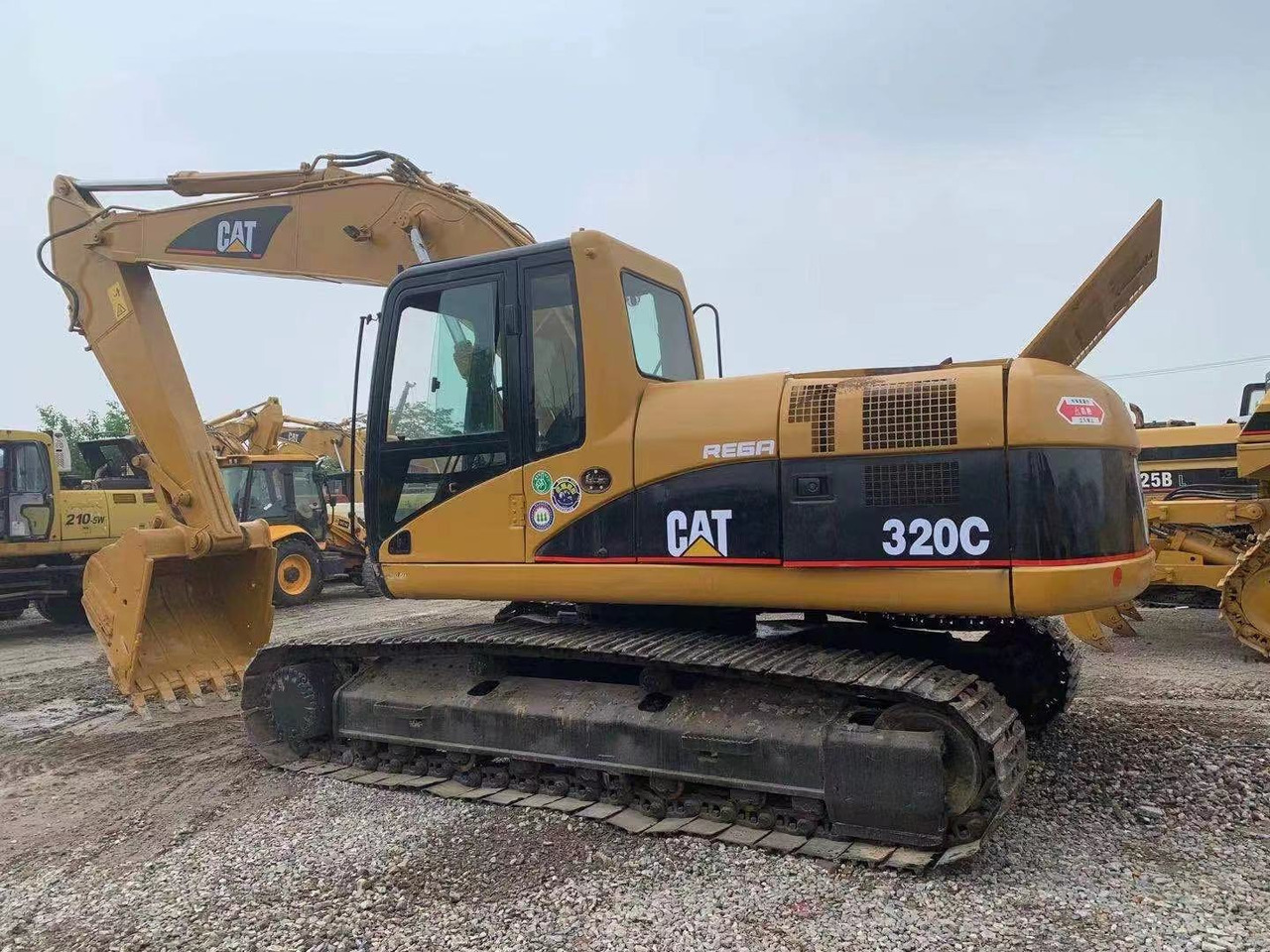 Cat 320c excavator - حفار زحاف: صورة 3 Cat 320c excavator - حفار زحاف: صورة 3