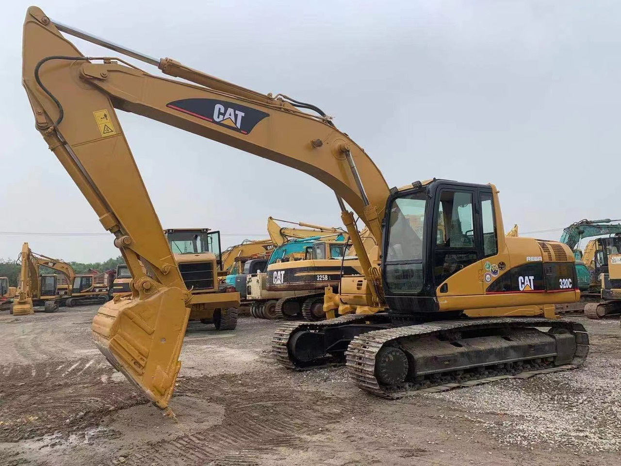 Cat 320c excavator - حفار زحاف: صورة 4 Cat 320c excavator - حفار زحاف: صورة 4