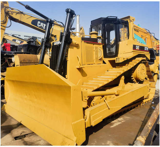 Cheap Price Used CAT Bulldozer machine Japan Caterpillar D7H D7R bulldozer dozer for sale - جرافة: صورة 1 Cheap Price Used CAT Bulldozer machine Japan Caterpillar D7H D7R bulldozer dozer for sale - جرافة: صورة 1