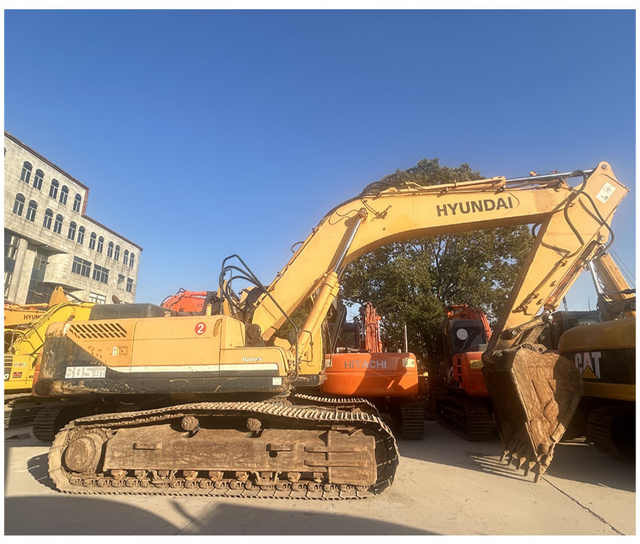 Cheap Price used 30 ton Hyundai excavator hyundai 305lc-9T 305-7 305LC Hyundai 305 second-hand excavator for sale - حفار زحاف: صورة 1 Cheap Price used 30 ton Hyundai excavator hyundai 305lc-9T 305-7 305LC Hyundai 305 second-hand excavator for sale - حفار زحاف: صورة 1