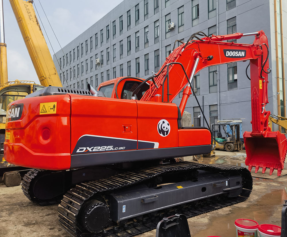 DOOSAN Doosan DX225LC-9c Crawler excavator - حفار زحاف: صورة 1 DOOSAN Doosan DX225LC-9c Crawler excavator - حفار زحاف: صورة 1