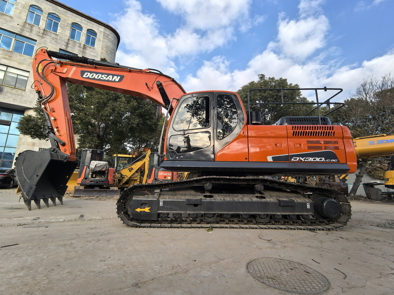 Doosan DX300LC-9C Crawler Excavator - حفار زحاف: صورة 1 Doosan DX300LC-9C Crawler Excavator - حفار زحاف: صورة 1