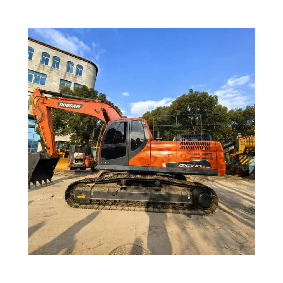 Doosan DX300LC Crawler Excavator - حفار زحاف: صورة 1 Doosan DX300LC Crawler Excavator - حفار زحاف: صورة 1