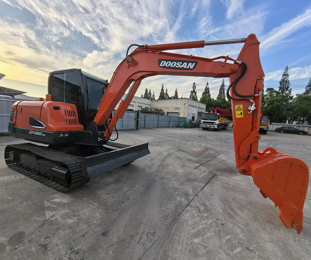 Doosan Dx60 Crawler Excavator - حفار زحاف: صورة 3 Doosan Dx60 Crawler Excavator - حفار زحاف: صورة 3