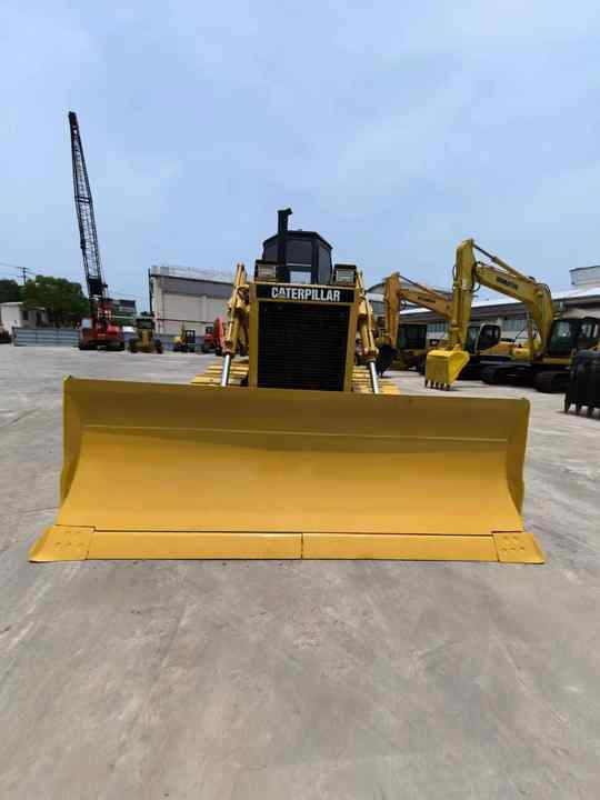Famous brand Good Condition Used CAT Bulldozers D7G Second-hand Caterpillar Bulldozer D7G in stock - جرافة: صورة 4 Famous brand Good Condition Used CAT Bulldozers D7G Second-hand Caterpillar Bulldozer D7G in stock - جرافة: صورة 4