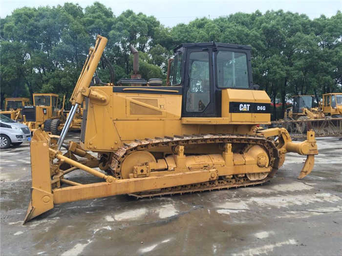 Fast Shipping and high quality Bulldozers CAT D6G Second hand Bulldozers Caterpillar D6G for sale - جرافة: صورة 4 Fast Shipping and high quality Bulldozers CAT D6G Second hand Bulldozers Caterpillar D6G for sale - جرافة: صورة 4