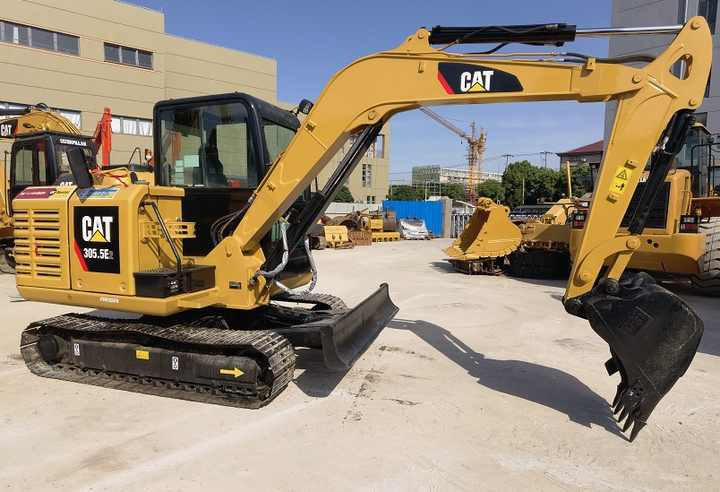 High Performance Used Cat 303.5E2 Excavator Excavator Machine with high performance for sale in shanghai - حفار زحاف: صورة 3 High Performance Used Cat 303.5E2 Excavator Excavator Machine with high performance for sale in shanghai - حفار زحاف: صورة 3