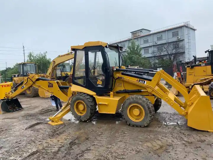 High Quality Used jcb 3CX Excavator good price JCB 3cx excavator loader Mountain and digger - جرافة حفار: صورة 5 High Quality Used jcb 3CX Excavator good price JCB 3cx excavator loader Mountain and digger - جرافة حفار: صورة 5