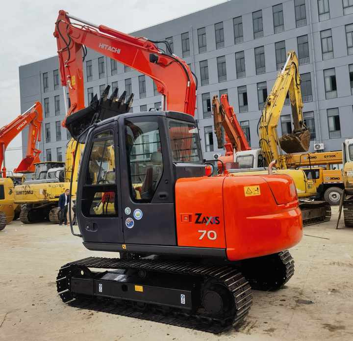 High Quality and good performance Used Japan Hitachi ZX70 Excavator second Hand excavator for sale in china - حفار زحاف: صورة 5 High Quality and good performance Used Japan Hitachi ZX70 Excavator second Hand excavator for sale in china - حفار زحاف: صورة 5