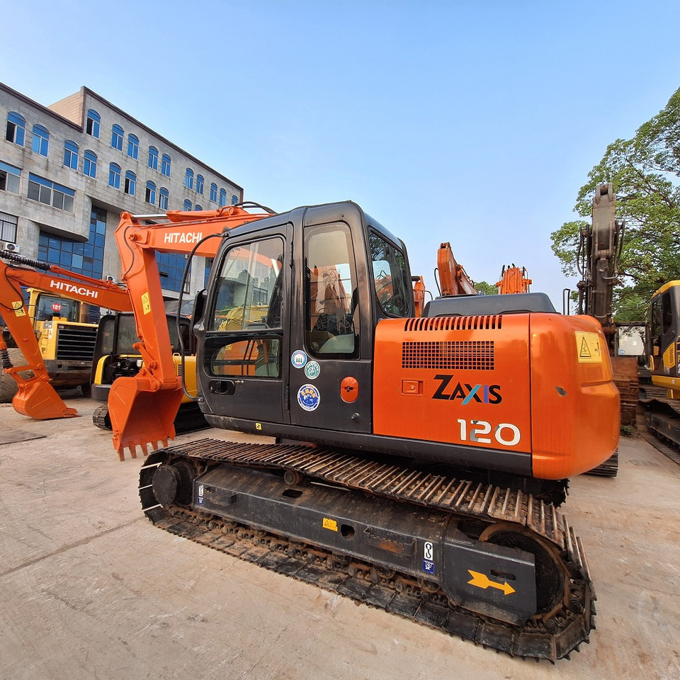 Hitachi ZX120 Excavator - حفار زحاف: صورة 3 Hitachi ZX120 Excavator - حفار زحاف: صورة 3