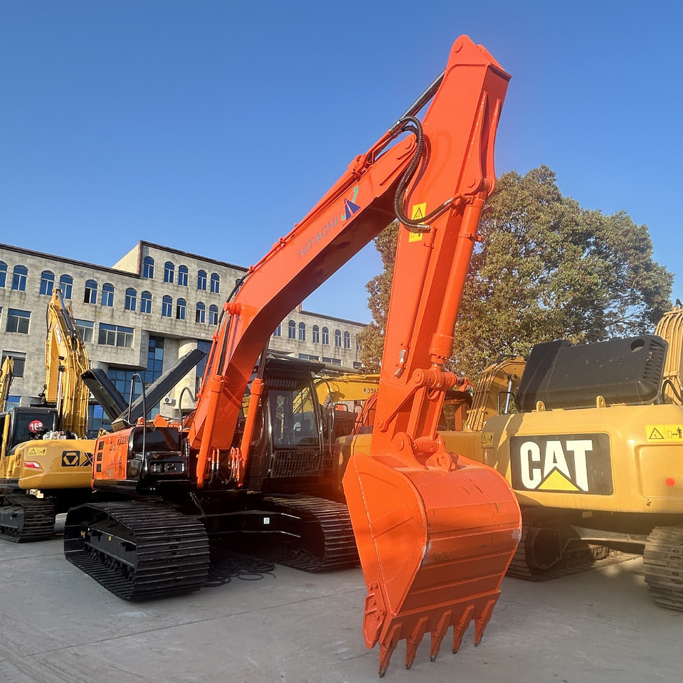 Hitachi ZX200-3 Excavator - حفار زحاف: صورة 3 Hitachi ZX200-3 Excavator - حفار زحاف: صورة 3
