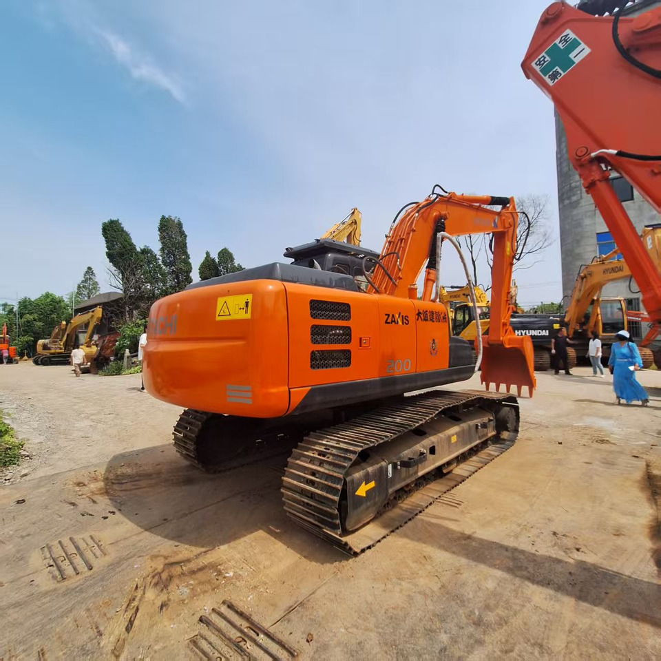Hitachi ZX200-5g excavator - حفارة: صورة 5 Hitachi ZX200-5g excavator - حفارة: صورة 5