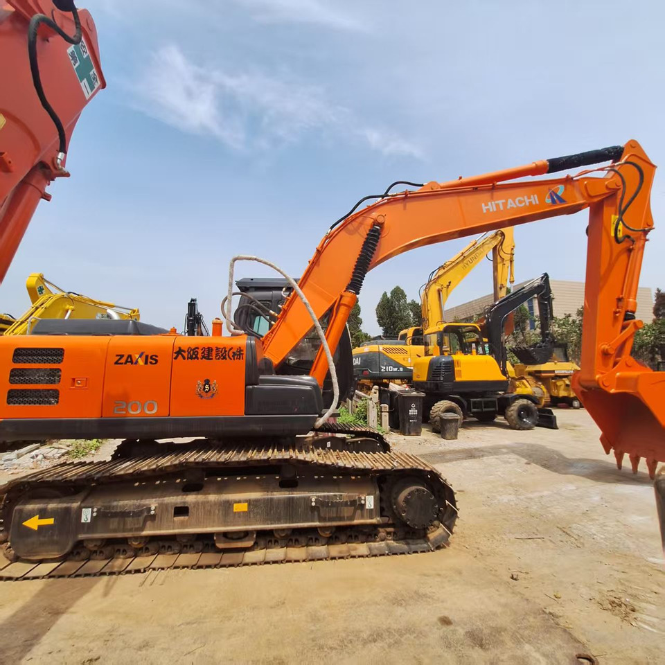 Hitachi ZX200 Excavator - حفار زحاف: صورة 2 Hitachi ZX200 Excavator - حفار زحاف: صورة 2