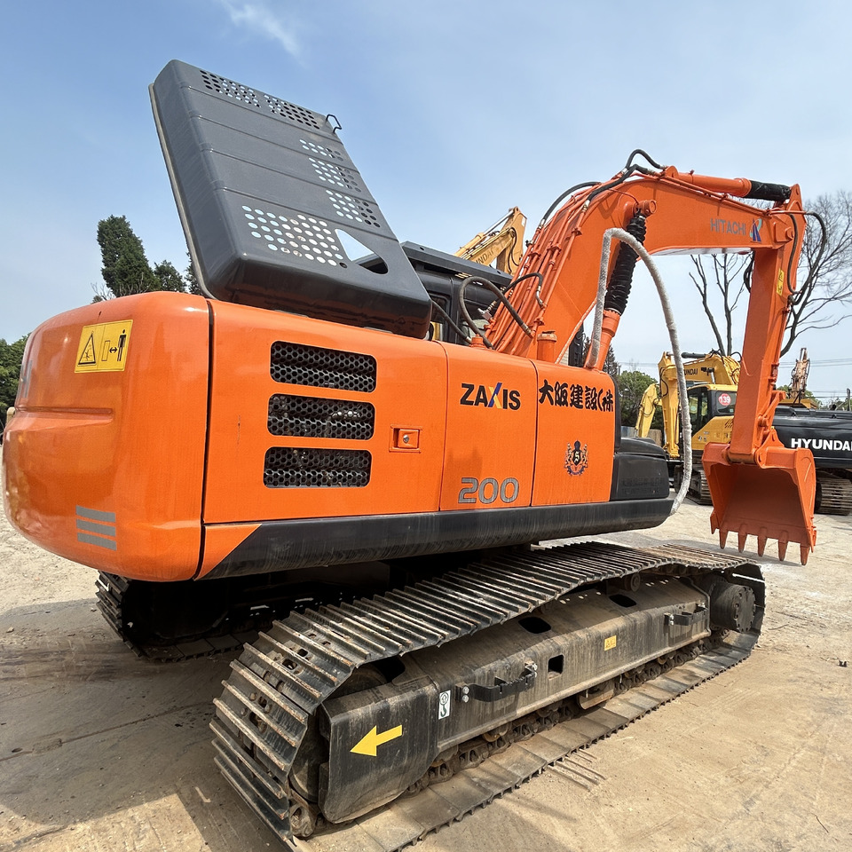 Hitachi ZX200 Excavator - حفار زحاف: صورة 1 Hitachi ZX200 Excavator - حفار زحاف: صورة 1