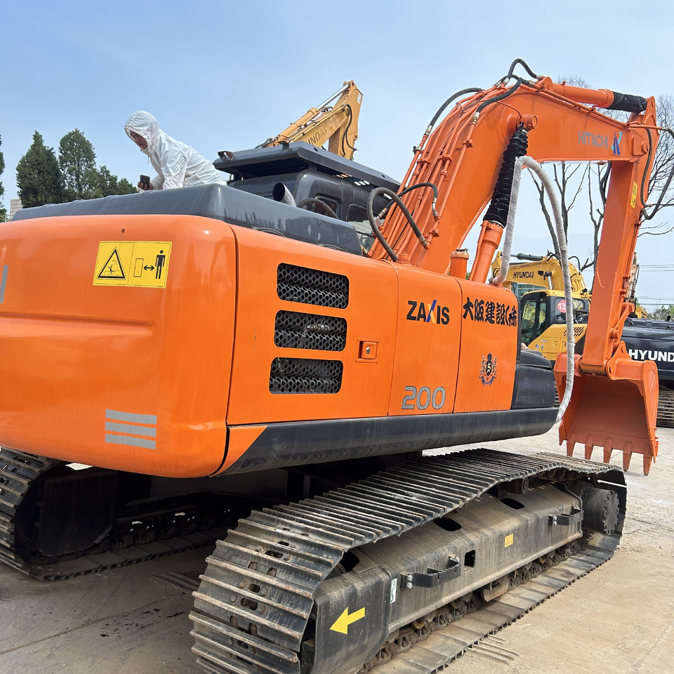 Hitachi ZX200 Excavator - حفار زحاف: صورة 3 Hitachi ZX200 Excavator - حفار زحاف: صورة 3