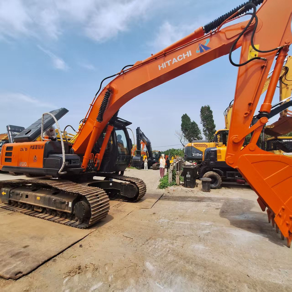 Hitachi ZX200G Excavator - حفار زحاف: صورة 1 Hitachi ZX200G Excavator - حفار زحاف: صورة 1