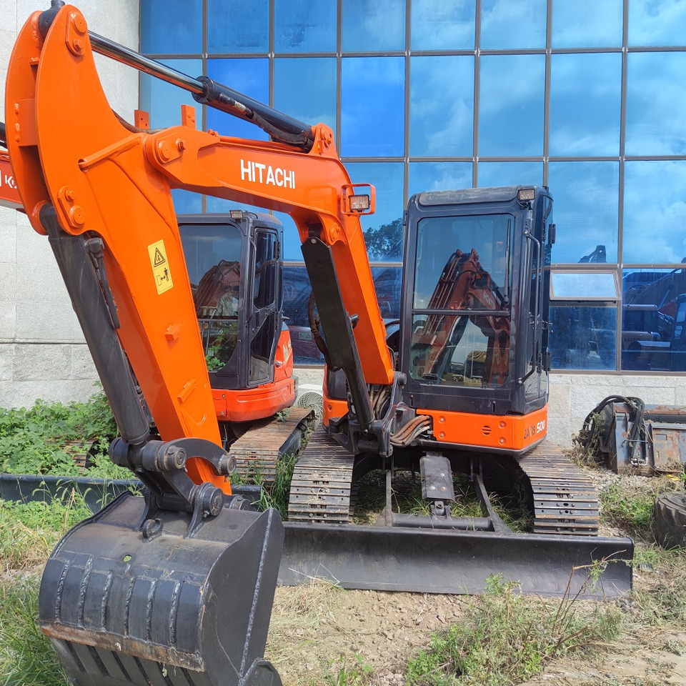 Hitachi ZX50 Excavator - حفار زحاف: صورة 2 Hitachi ZX50 Excavator - حفار زحاف: صورة 2