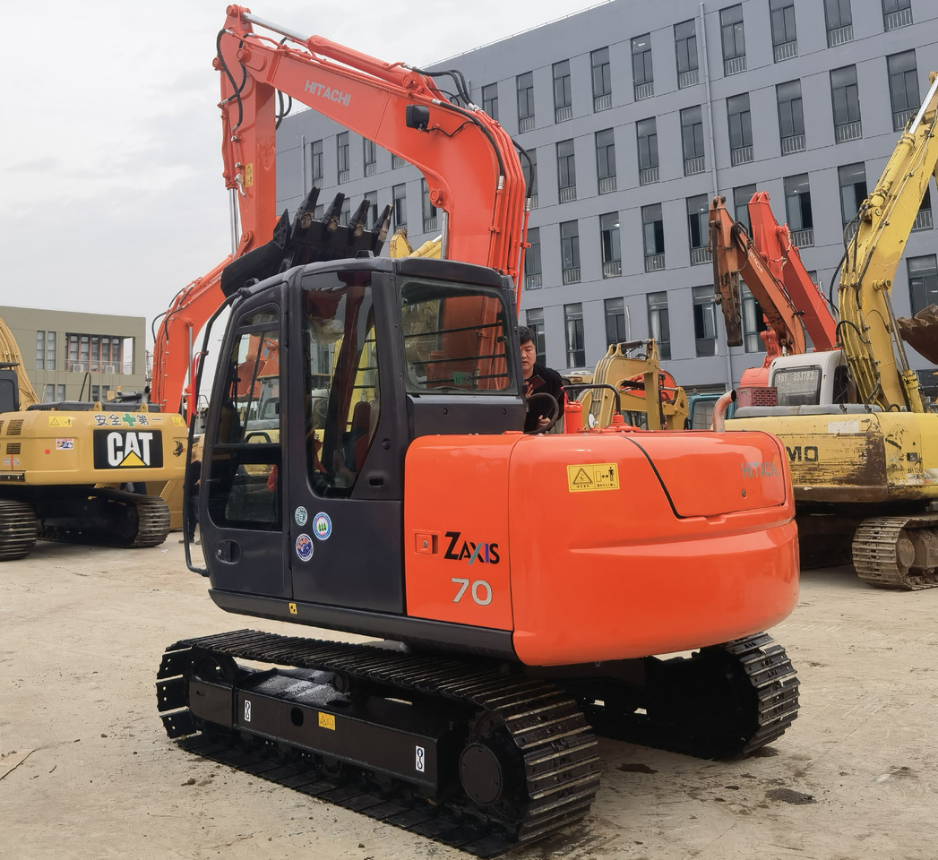 Hitachi ZX70 Excavator - حفارة مُصَّغرة: صورة 2 Hitachi ZX70 Excavator - حفارة مُصَّغرة: صورة 2