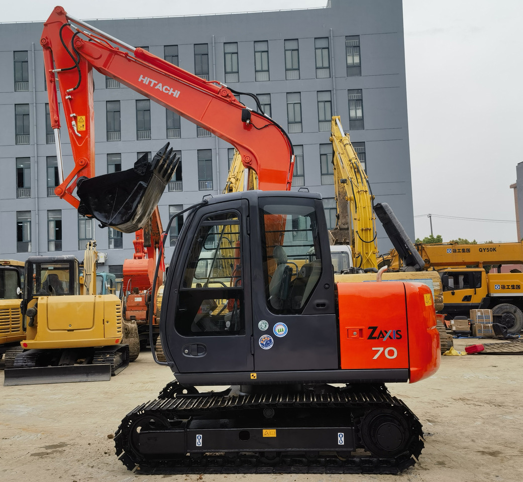 Hitachi ZX70 Excavator - حفارة مُصَّغرة: صورة 3 Hitachi ZX70 Excavator - حفارة مُصَّغرة: صورة 3