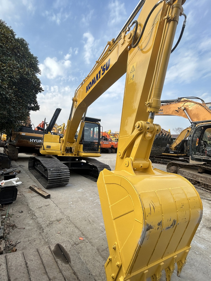 KOMATSU PC210-8 EXCAVATOR - حفار زحاف: صورة 5 KOMATSU PC210-8 EXCAVATOR - حفار زحاف: صورة 5