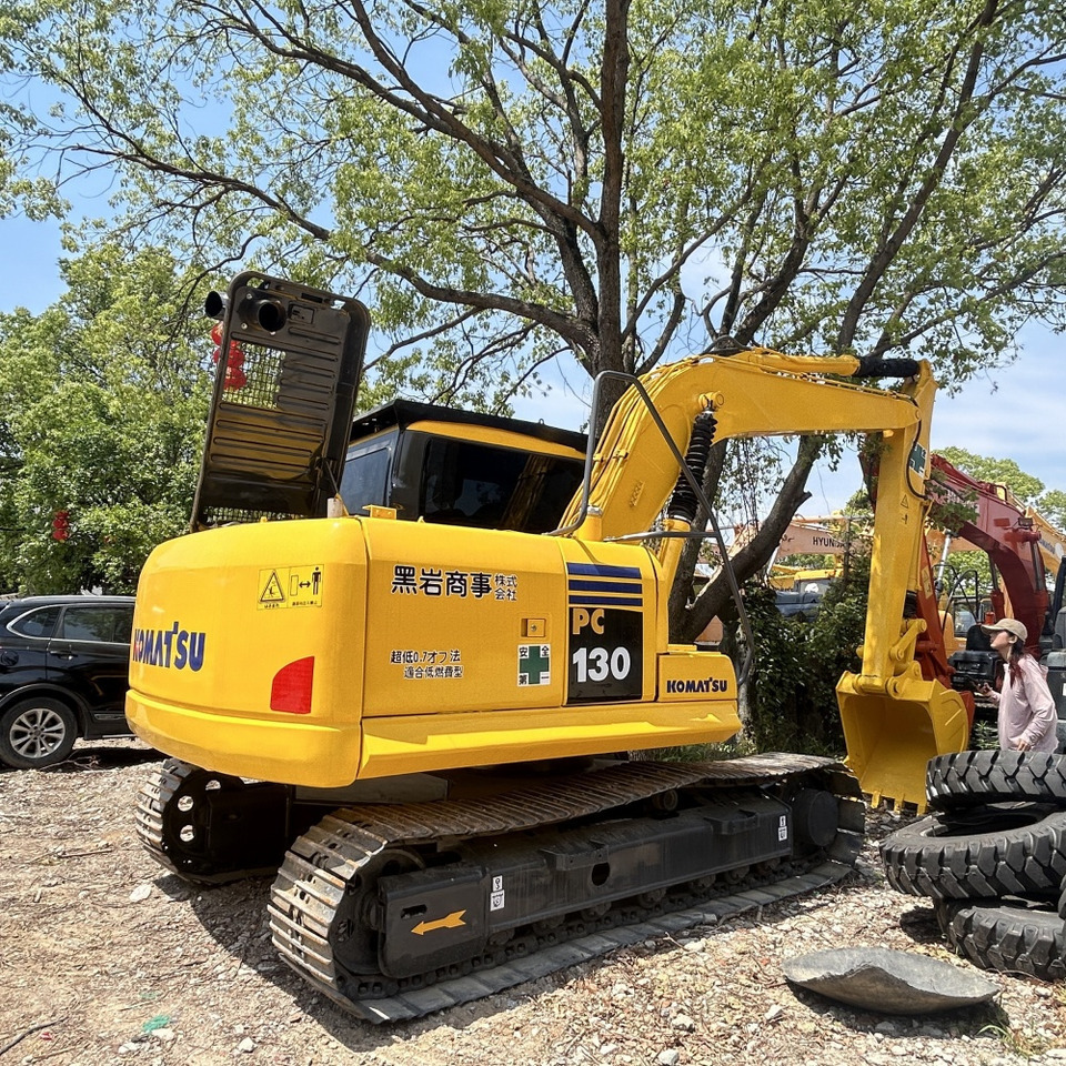 Komatsu PC130-7 Excavator - حفار زحاف: صورة 1 Komatsu PC130-7 Excavator - حفار زحاف: صورة 1
