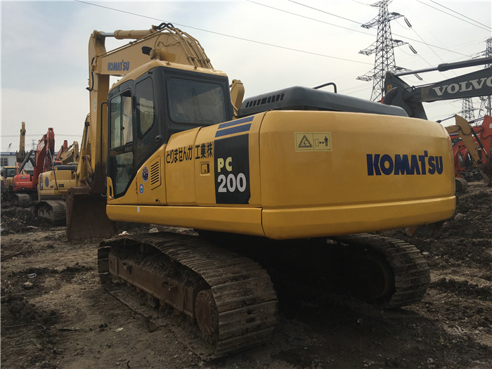 Komatsu PC200-7 excavator - حفار زحاف: صورة 2 Komatsu PC200-7 excavator - حفار زحاف: صورة 2