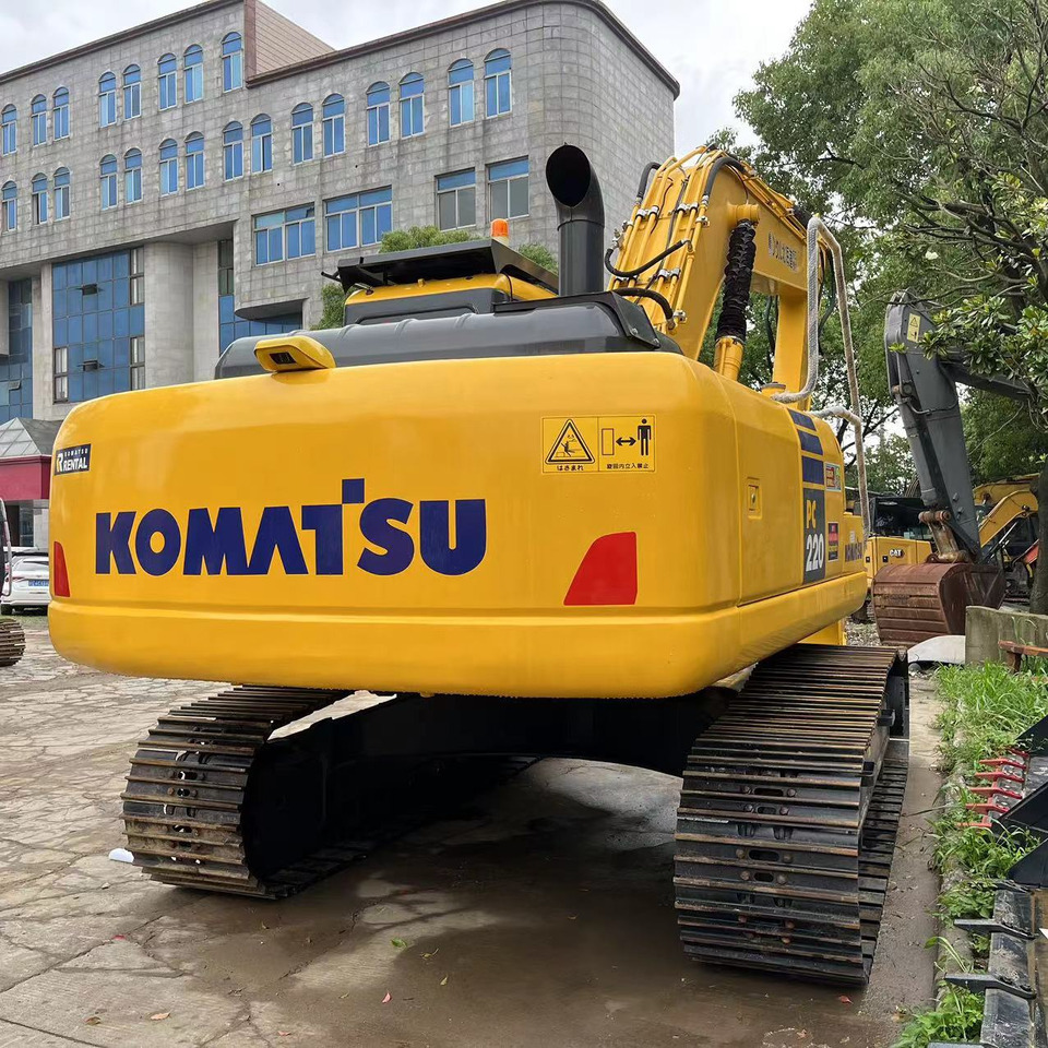 Komatsu PC220-8 Excavator - حفار زحاف: صورة 4 Komatsu PC220-8 Excavator - حفار زحاف: صورة 4