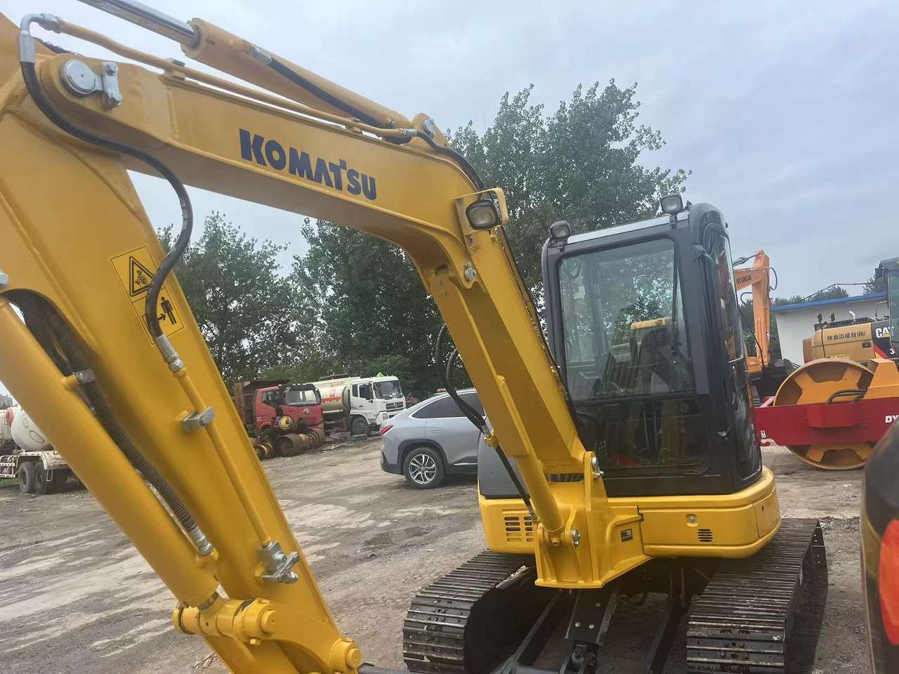 Komatsu PC55MR - حفارة مُصَّغرة: صورة 5 Komatsu PC55MR - حفارة مُصَّغرة: صورة 5