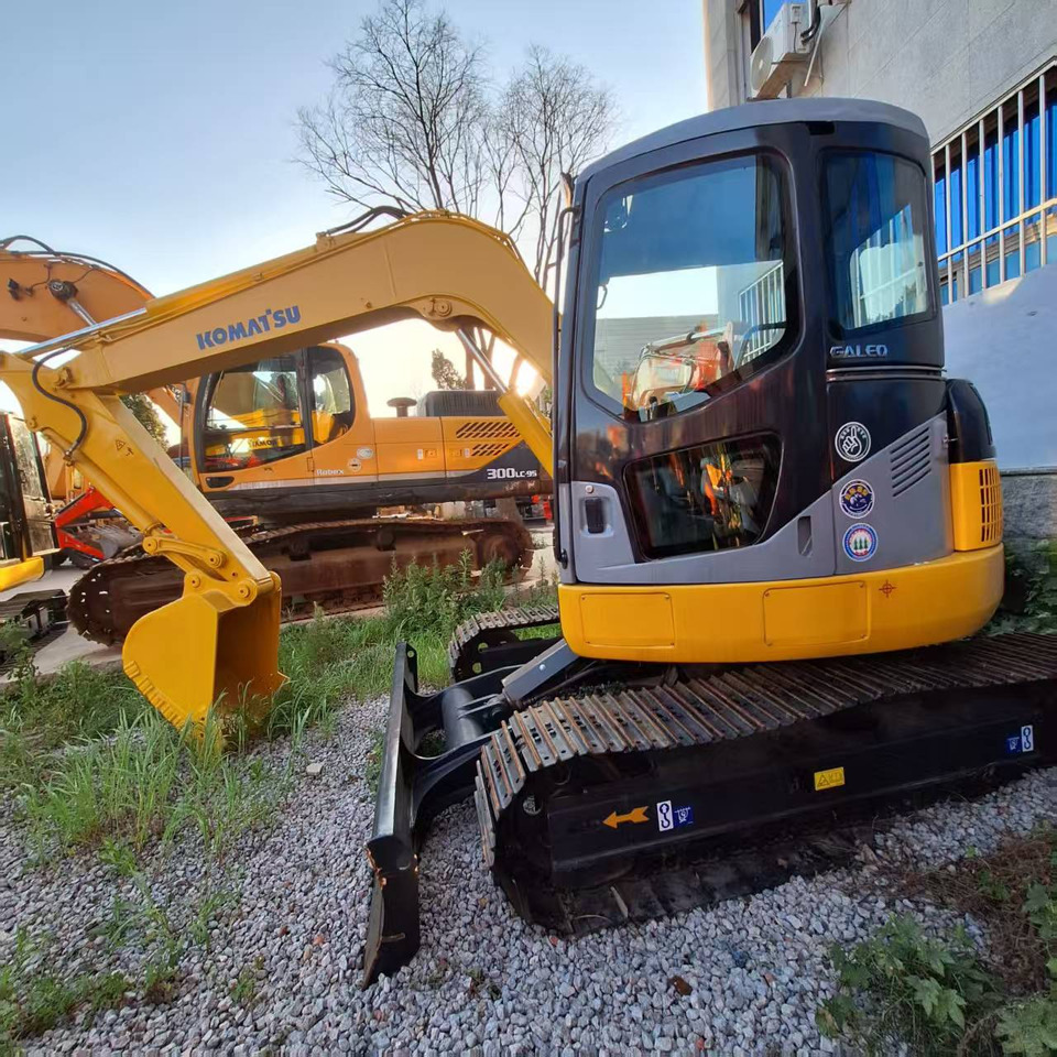 Komatsu pc78 Excavator - حفار زحاف: صورة 2 Komatsu pc78 Excavator - حفار زحاف: صورة 2
