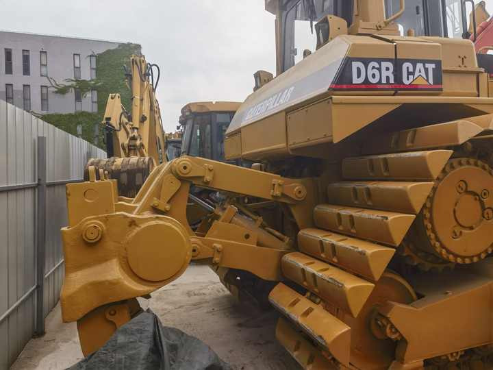 Original Japan Used Bulldozer CAT D6R LGP For Sale used cat d6r caterpillar bulldozer in stock - جرافة: صورة 5 Original Japan Used Bulldozer CAT D6R LGP For Sale used cat d6r caterpillar bulldozer in stock - جرافة: صورة 5