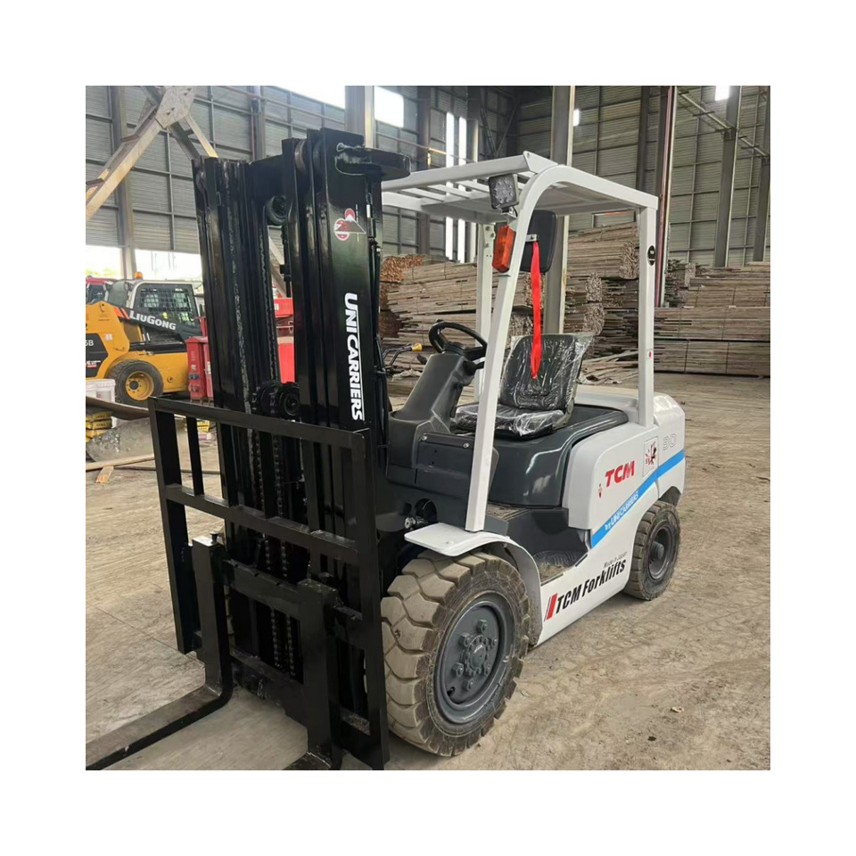 TCM FD30 Forklift - رافعة شوكية ديزل: صورة 1 TCM FD30 Forklift - رافعة شوكية ديزل: صورة 1