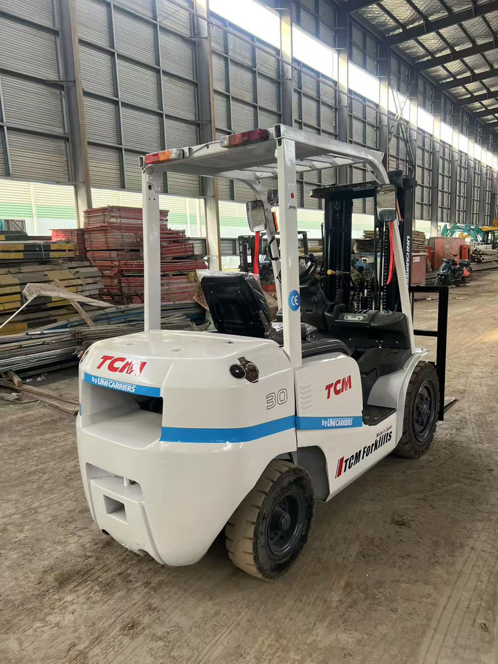 TCM FD30 Forklift - رافعة شوكية ديزل: صورة 5 TCM FD30 Forklift - رافعة شوكية ديزل: صورة 5