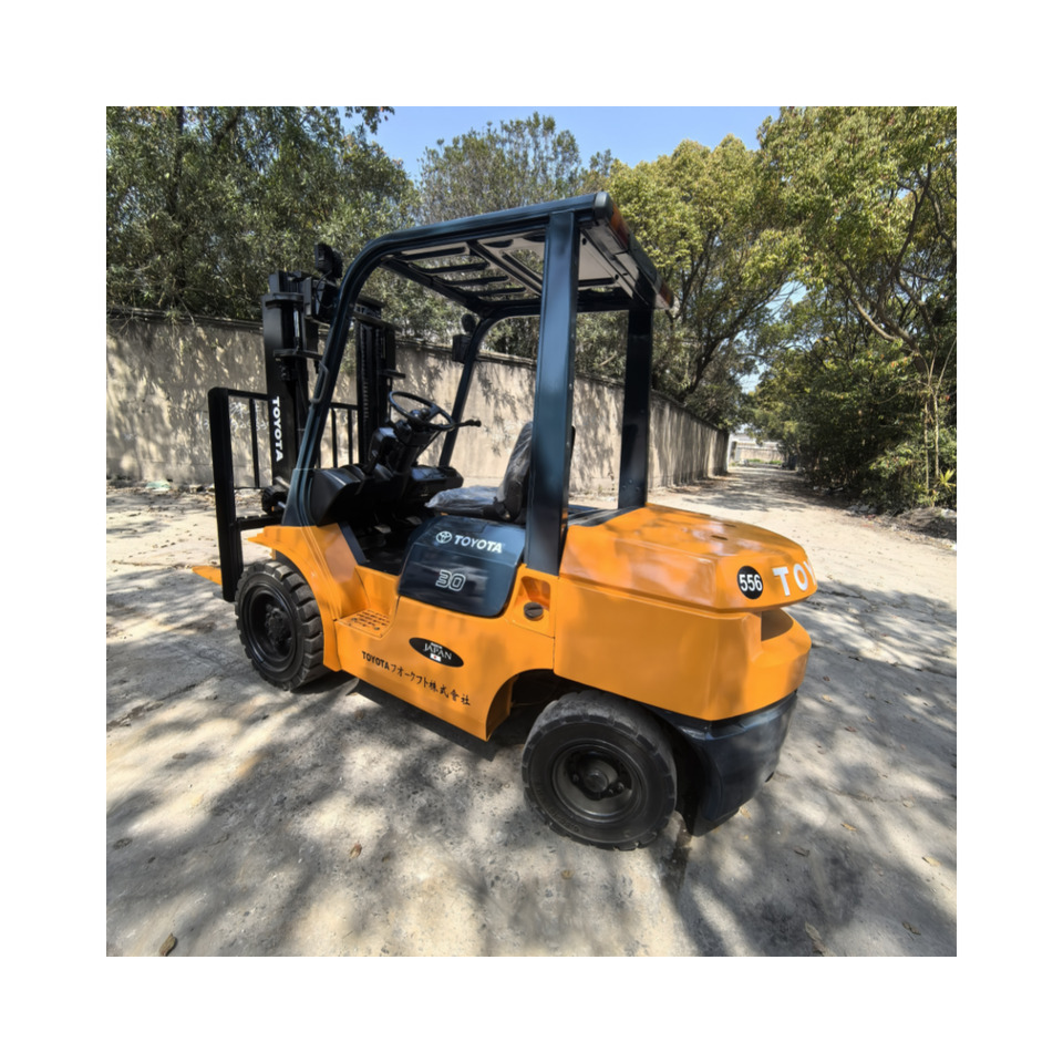 Toyota FD30 Forklift - رافعة شوكية ديزل: صورة 2 Toyota FD30 Forklift - رافعة شوكية ديزل: صورة 2
