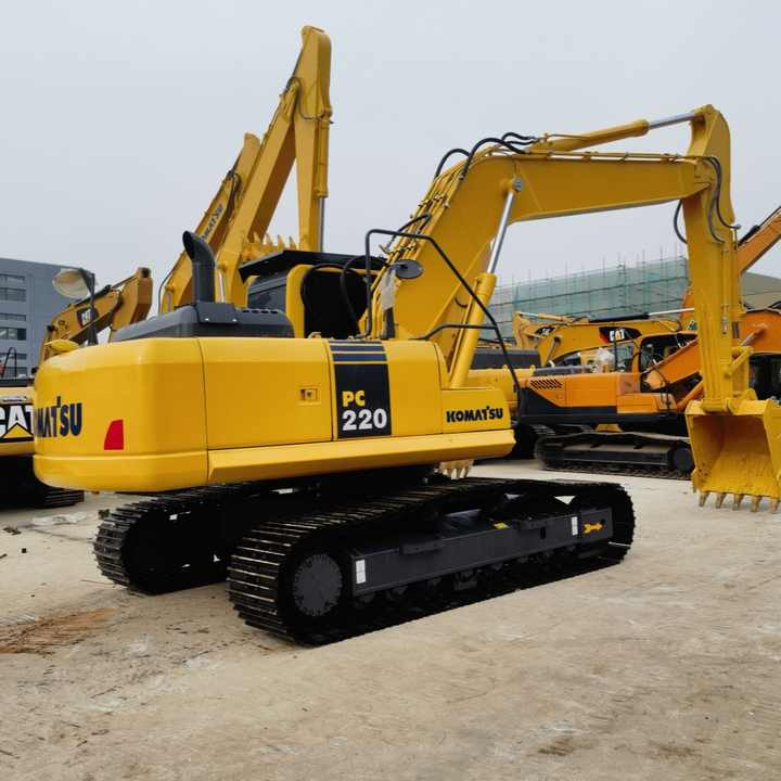 Used Komatsu PC 220-8 Excavator Second-hand Construction Digger Machine Komatsu Excavator used excavator price - حفار زحاف: صورة 5 Used Komatsu PC 220-8 Excavator Second-hand Construction Digger Machine Komatsu Excavator used excavator price - حفار زحاف: صورة 5
