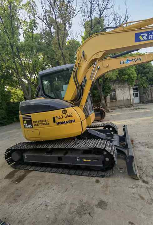 Used Small Crawler Excavator PC78US Japan Brand komatsu model pc78us For Sale - حفارة: صورة 4 Used Small Crawler Excavator PC78US Japan Brand komatsu model pc78us For Sale - حفارة: صورة 4