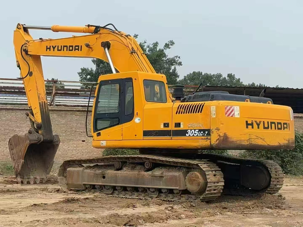 Hyundai 305lc-7 Excavator - حفار زحاف: صورة 1 Hyundai 305lc-7 Excavator - حفار زحاف: صورة 1