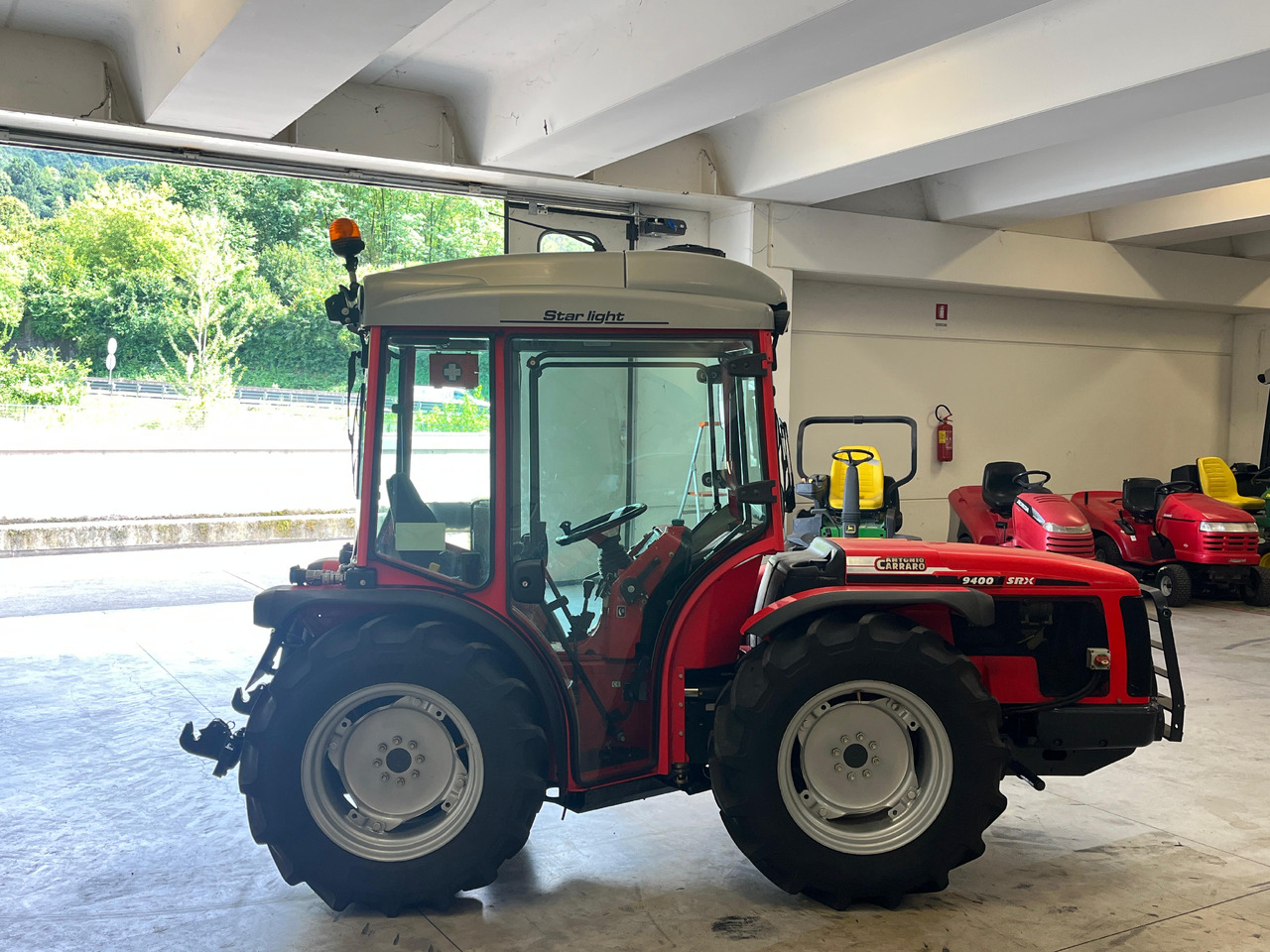 ANTONIO CARRARO SRX 9400 - جرار: صورة 3 ANTONIO CARRARO SRX 9400 - جرار: صورة 3