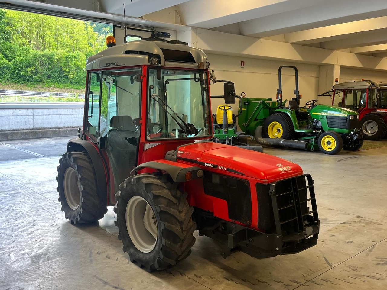 ANTONIO CARRARO SRX 9400 - جرار: صورة 2 ANTONIO CARRARO SRX 9400 - جرار: صورة 2