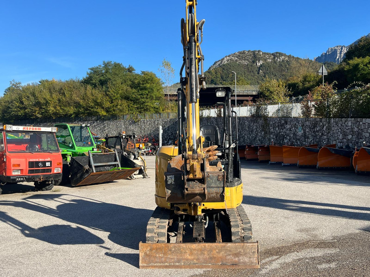 ESCAVATORE CAT 303 E CR - حفارة مُصَّغرة: صورة 3 ESCAVATORE CAT 303 E CR - حفارة مُصَّغرة: صورة 3