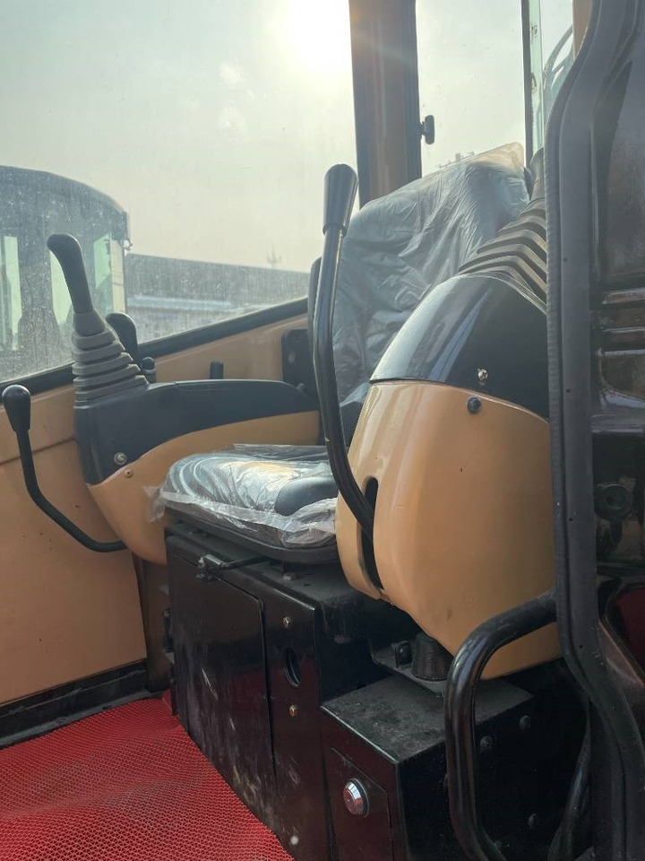 CAT 303 - حفارة مُصَّغرة: صورة 4 CAT 303 - حفارة مُصَّغرة: صورة 4