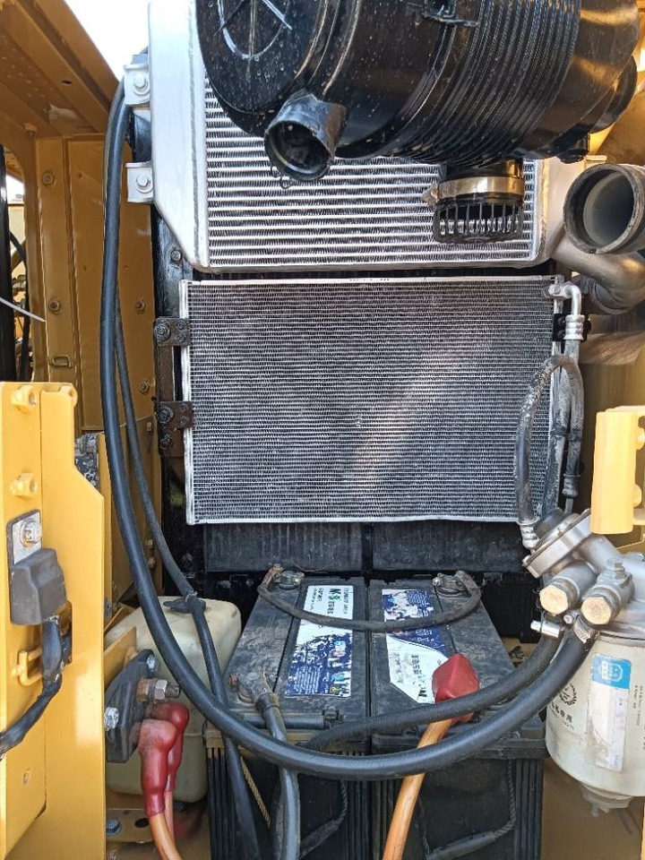 CAT 313 D - حفار زحاف: صورة 4 CAT 313 D - حفار زحاف: صورة 4