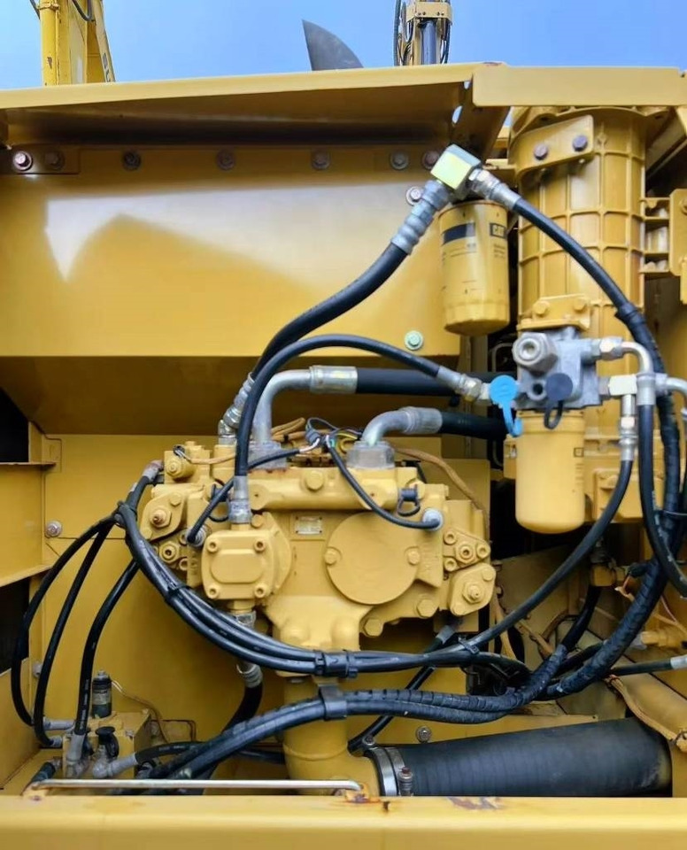 CAT 320 C - حفار زحاف: صورة 3 CAT 320 C - حفار زحاف: صورة 3
