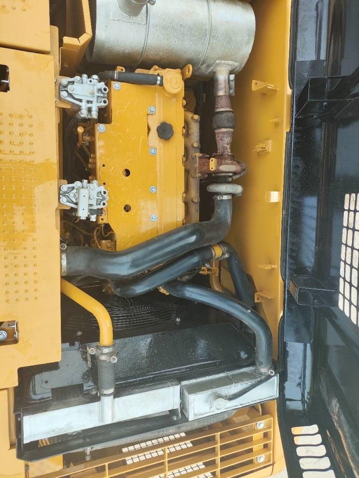 CAT 320 D - حفار زحاف: صورة 4 CAT 320 D - حفار زحاف: صورة 4