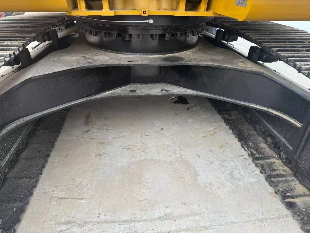 CAT 320 D - حفار زحاف: صورة 4 CAT 320 D - حفار زحاف: صورة 4