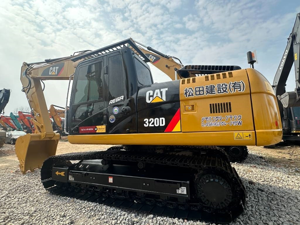 CAT 320 D - حفار زحاف: صورة 3 CAT 320 D - حفار زحاف: صورة 3