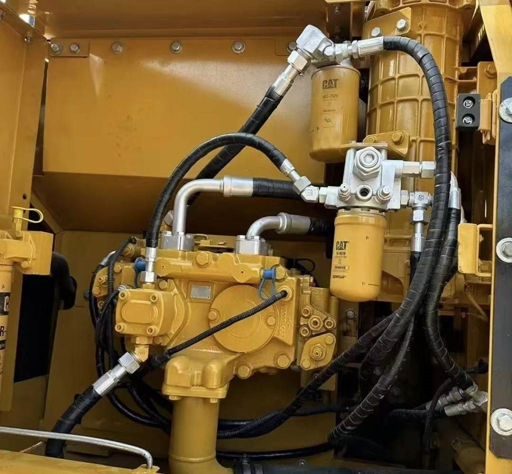 CAT 320 D - حفار زحاف: صورة 3 CAT 320 D - حفار زحاف: صورة 3