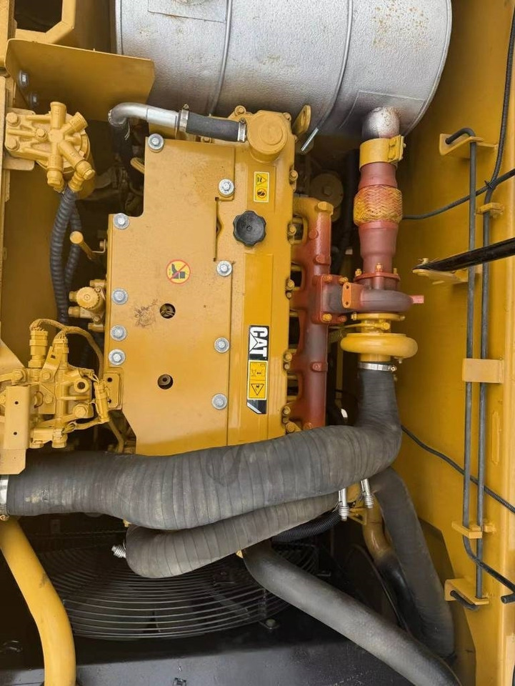 CAT 320 D - حفار زحاف: صورة 4 CAT 320 D - حفار زحاف: صورة 4