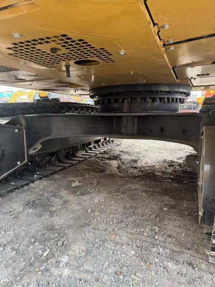 حفار زحاف CAT 320 GC: صورة 7